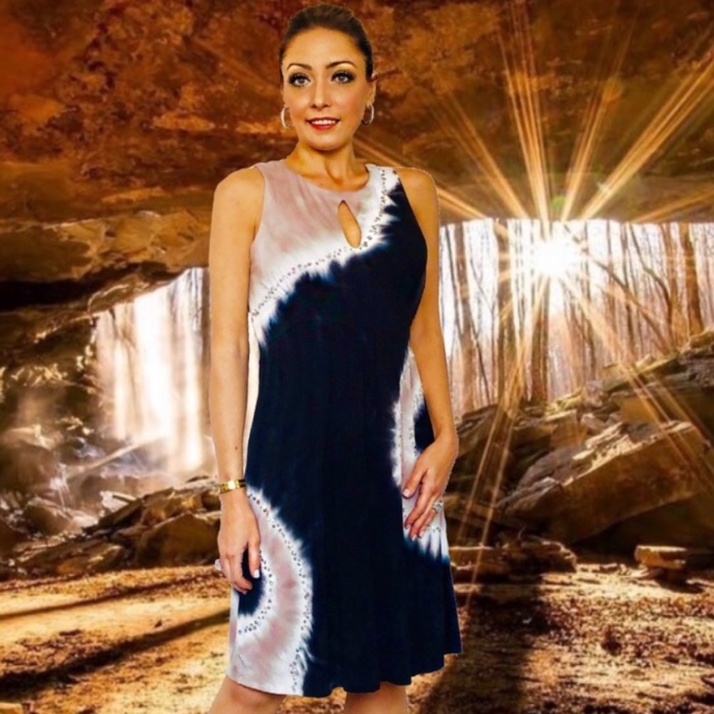 Sold - Picture 2 of 8